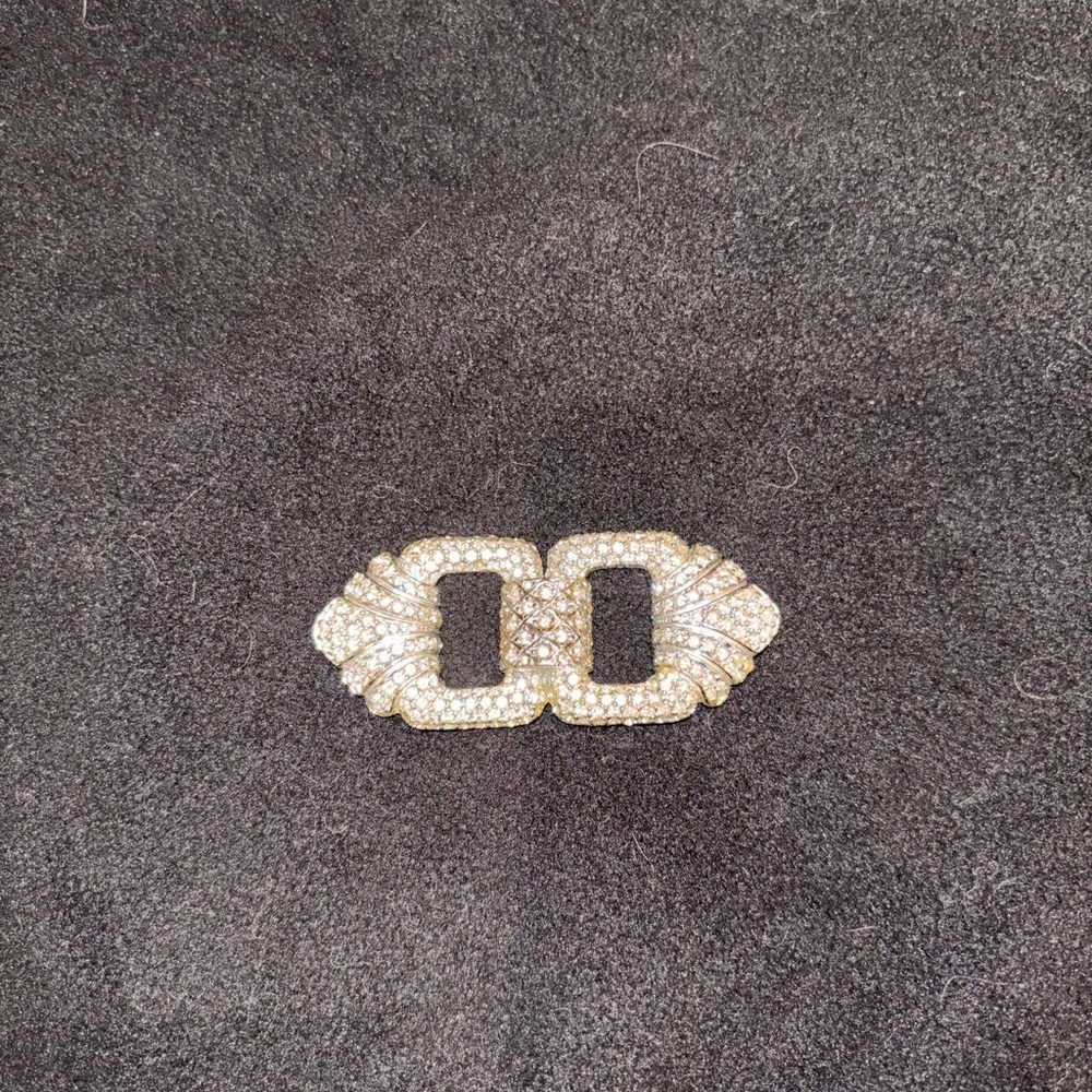 Vintage-Inspired Gold Crystal Brooch - Picture 3 of 3